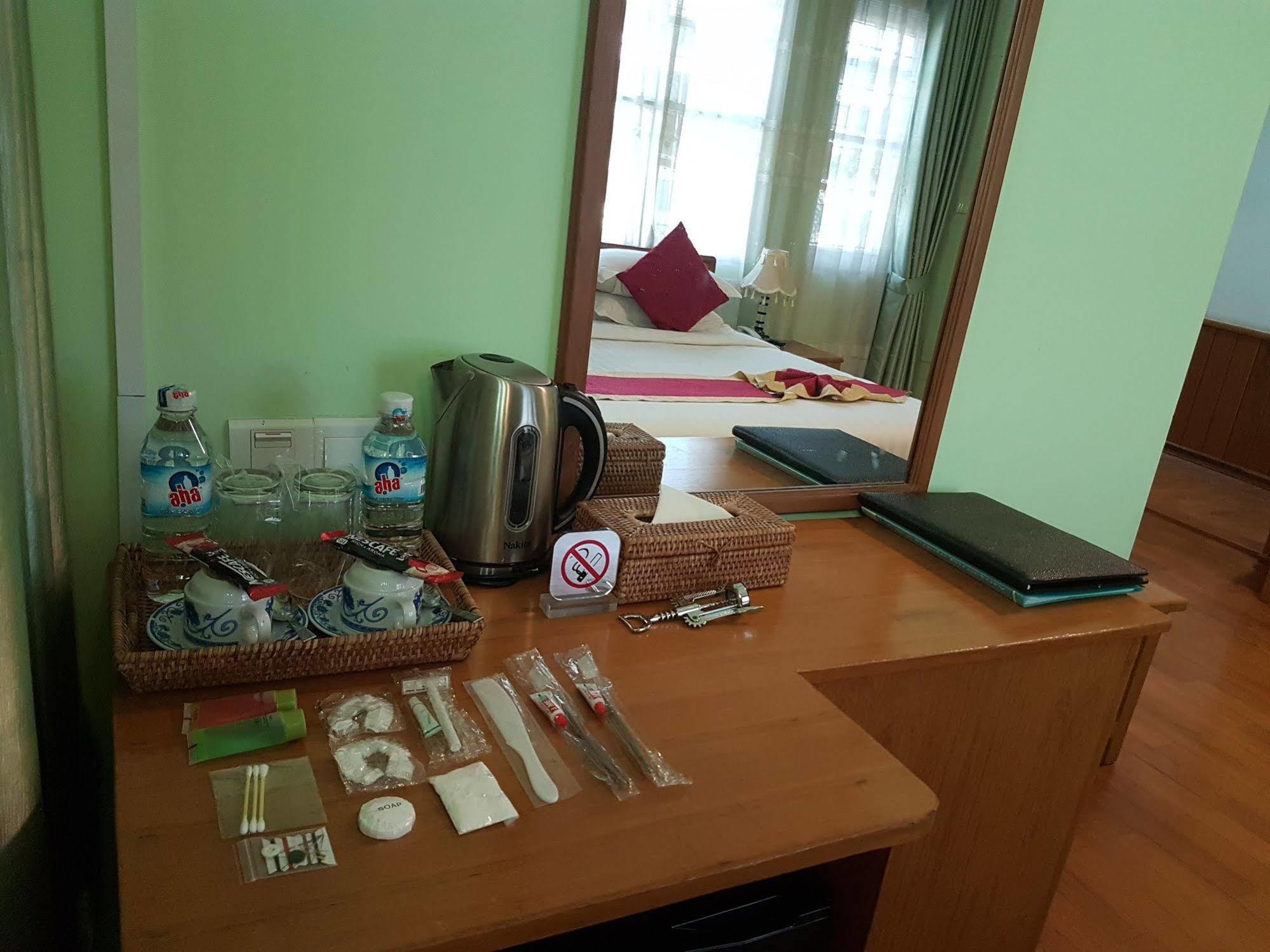 Hotel A1 Mandalay Exteriör bild