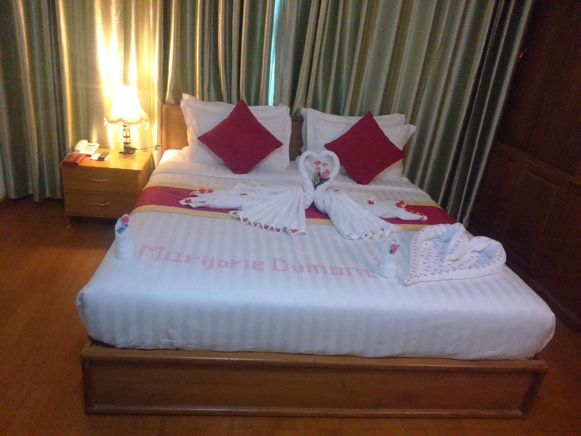Hotel A1 Mandalay Exteriör bild