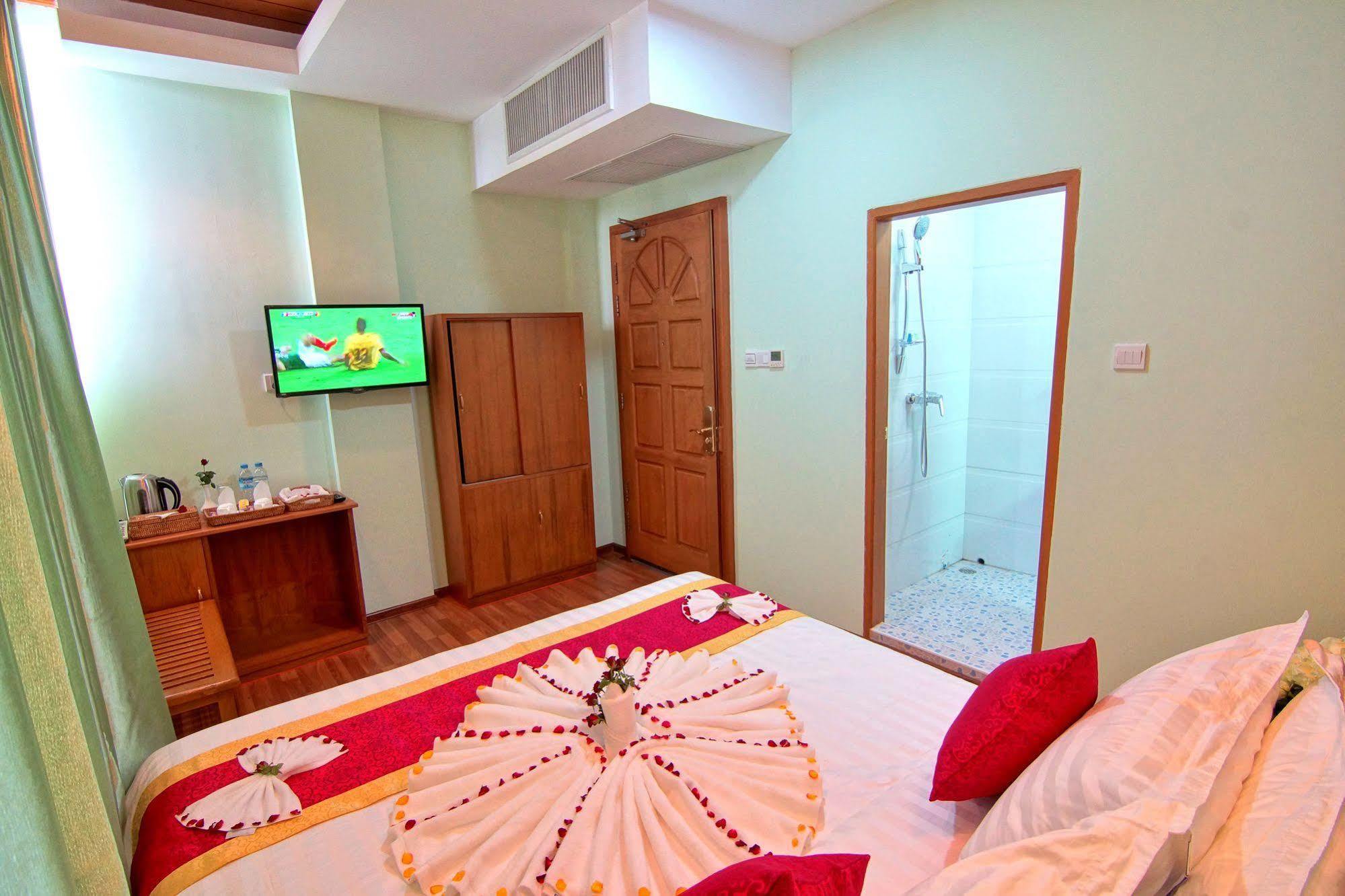 Hotel A1 Mandalay Exteriör bild
